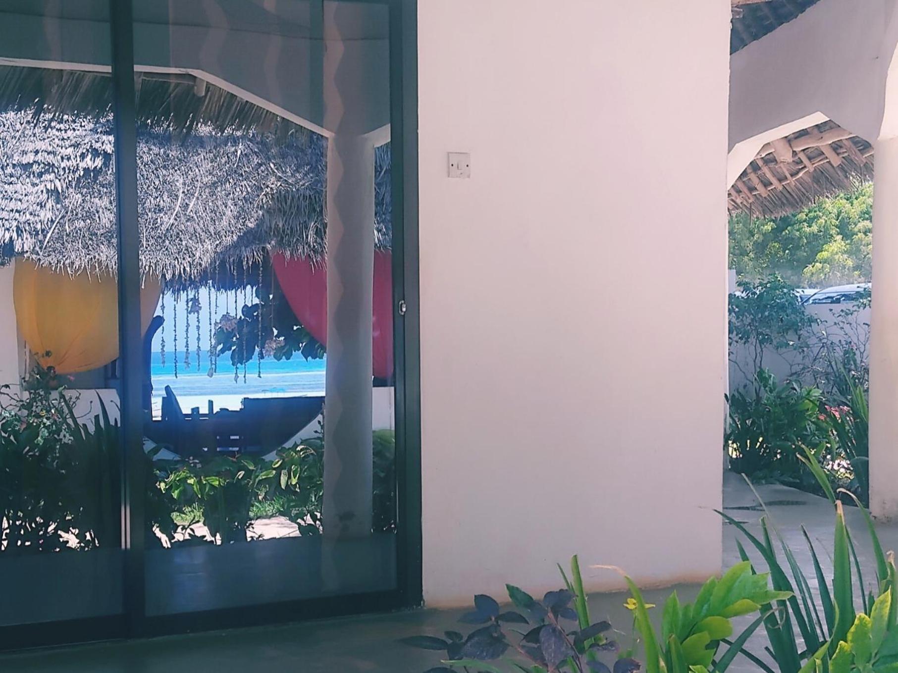 Maua Beach Hotel Кизимкази Екстериор снимка
